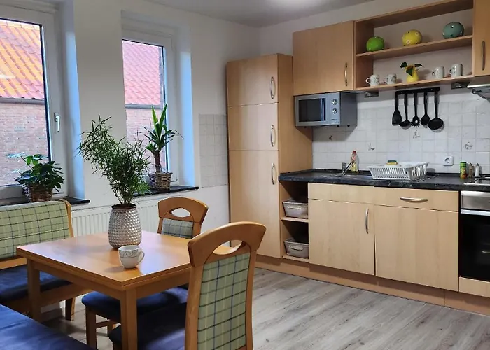 Susanne 1og * Heinsberg (North Rhine-Westphalia)